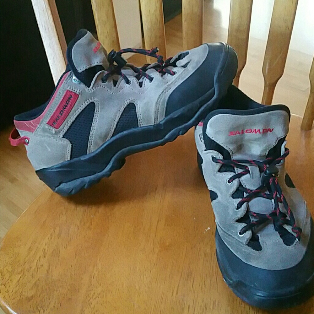Salomon hikers. ..Retro